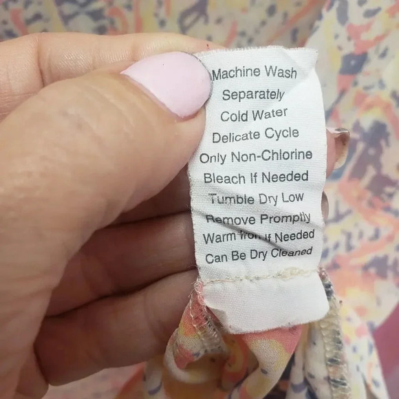 CAbi Style 837 Flashback Sleeveless Tunic Top - Picture 6 of 7